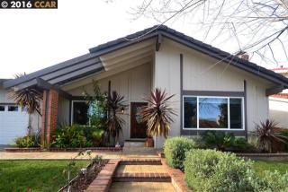 4402 Black Walnut Ct, Concord, CA 94521-4320