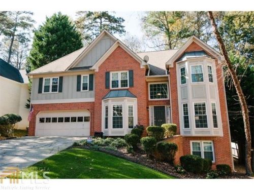 210 Tennis Court Ln, Kennesaw, GA 30144-5026