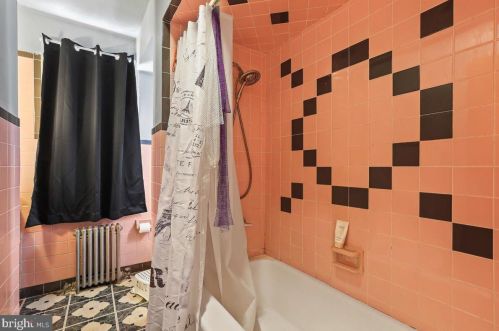 57 Taylor Ave, Trenton NJ  08610-3001 exterior