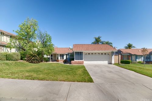 11263 Westwind Way, Riverside, CA 92505-2467
