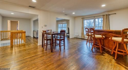 57 Raynor Rd, Morristown, NJ 07960-2516