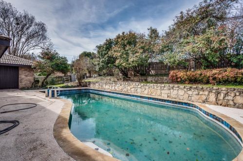 4220 Twilight Dr, Fort Worth TX  76116-7565 exterior