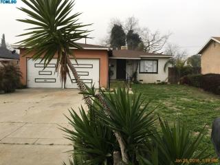 145 Santa Clara St, Tulare, CA 93274-3539