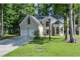 704 Pine Bluff Ct, Chesapeake, VA 23320-6871