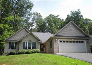 7 Jefferson Dr, Bybee, VA 22963-2010