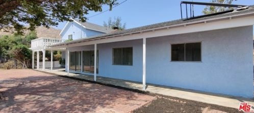 2569 Mt Vernon Ave, Riverside CA  92507-3202 exterior