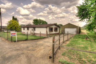 83 Golden Ln, Yakima, WA 98908-8604
