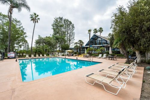 1145 Barham Dr, San Marcos CA  92078-4532 exterior