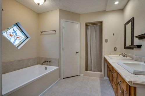 3122 Regency, Carrollton TX 75007-2720 exterior