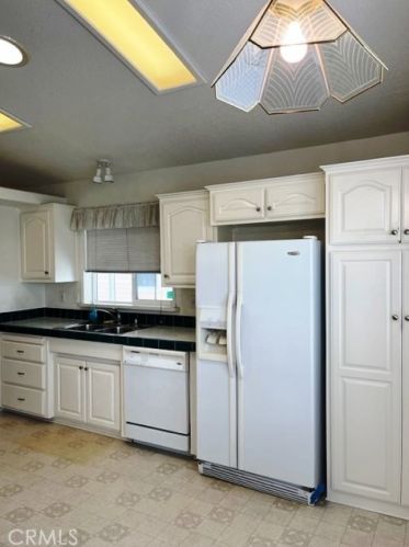 14851 Jeffrey Rd, Irvine CA  92618-8000 exterior