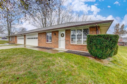 726 Grandview Dr, Springfield, OH 45503-1354