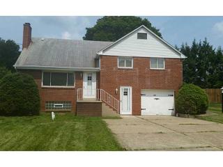 106 Sunrise Dr, North Huntingdon, PA 15642-9438