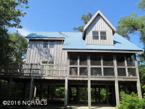 170 Stacy Loop Rd, Sealevel, NC 28581-9622