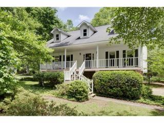 3324 Devaughn Dr, Marietta, GA 30066-2349