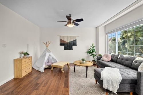 4266 Spencer St, Torrance CA  90503-2444 exterior