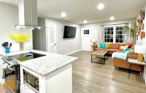 5332 Denny Dr, Atlanta GA  30349-5206 exterior