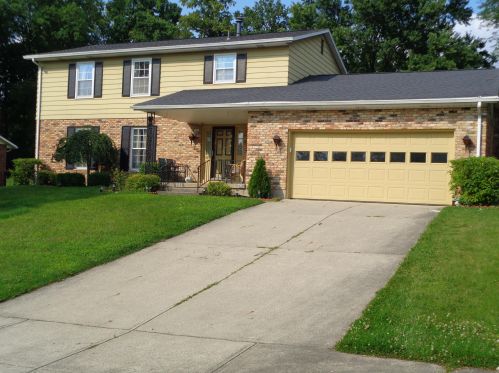 620 Torrence Dr, Springfield, OH 45503-1935