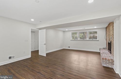 7612 Hammond Ave, Silver Spring MD 20912-7421 exterior