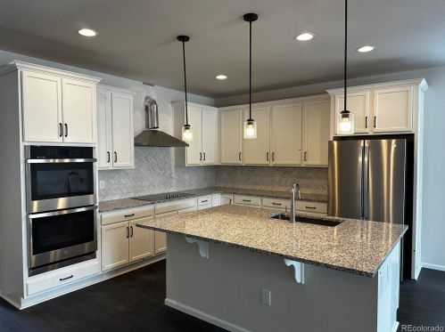21683 Stanford Cir, Denver, CO 80015-1039
