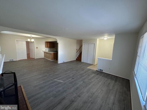5810 Amelia St, Springfield VA  22150-3823 exterior