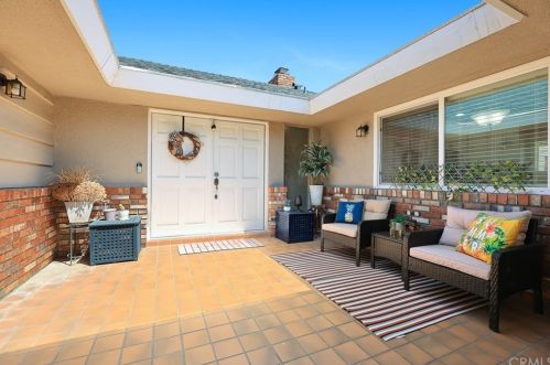 917 Notre Dame St, Upland CA 91786-2761 exterior