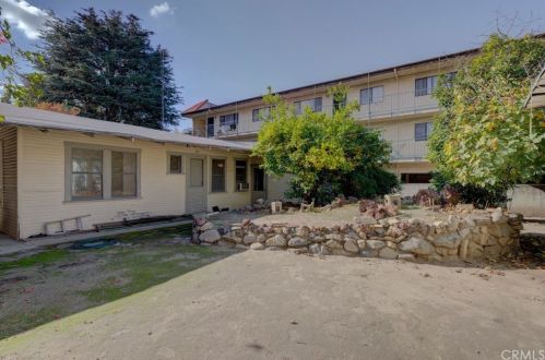 811 Maple St, Glendale CA  91205-1826 exterior