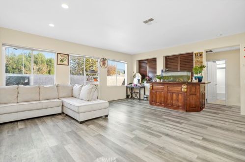1727 Fitzgerald Ave, San Jacinto, CA 92583-6066
