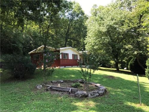 424 Dillard Rd, Sylva, NC 28779-6907