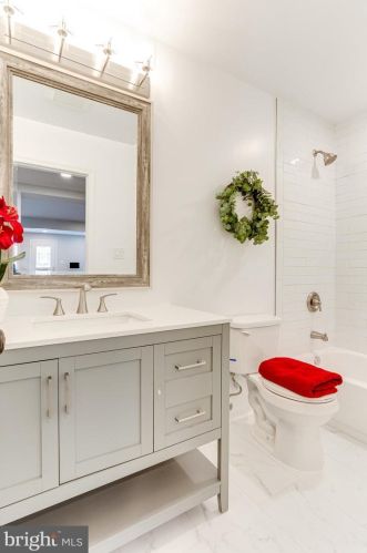 114 Williamsburg Dr, Silver Spring MD 20901-2728 exterior