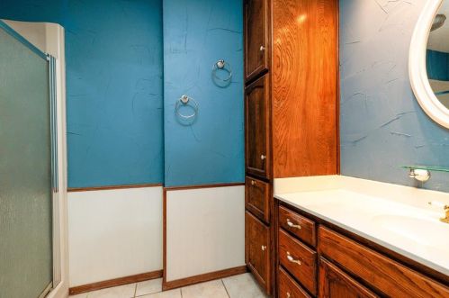 6504 Victoria Ave, Fort Worth TX  76180-8048 exterior