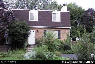 1325 Monroe St, Arlington, VA 22204-4220