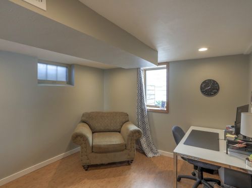 4940 Cedar Ave, Minneapolis MN  55417-1237 exterior