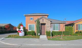 4127 Richmond Ave, Clovis, CA 93619-5080