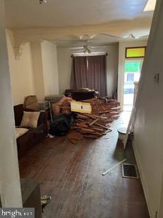 2014 Emily St, Philadelphia, PA 19145-2823