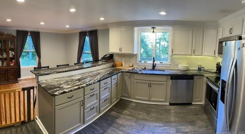 34 Blue Ridge Mountain Dr, Somers CT  06071-2133 exterior