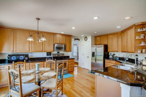 25470 Hinsdale Pl, Denver CO  80016-2198 exterior