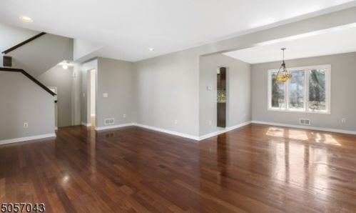 142 Clarken Dr, Town Center NJ  07052-3409 exterior