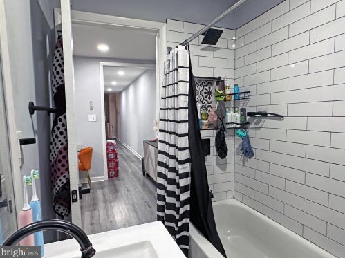 253 53 St, Philadelphia PA 19131-4344 exterior