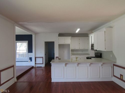 2325 Lochinver Ln, Conyers GA  30094-6851 exterior