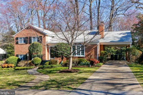 6206 Cheryl Dr, Falls Church, VA 22044-1803