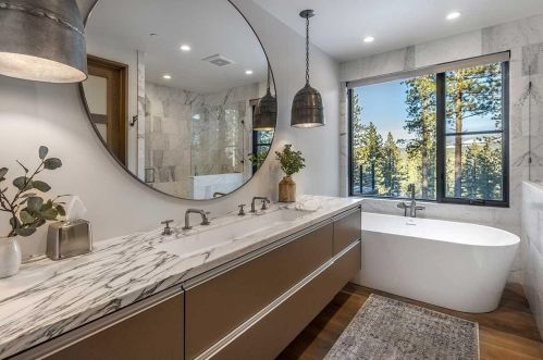 265 Laura Knight, Truckee CA  96161-5170 exterior