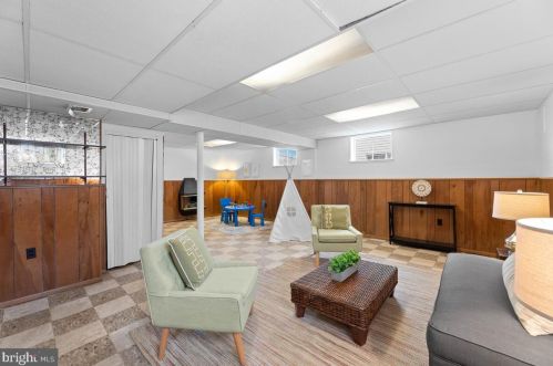 1504 Gridley Ln, Silver Spring MD 20902-3851 exterior