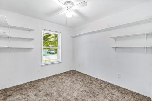 2110 Bordeaux Dr, Carrollton TX 75007-5501 exterior