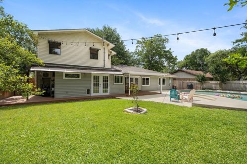 12402 Burlywood Trl, Austin TX  78750-1105 exterior