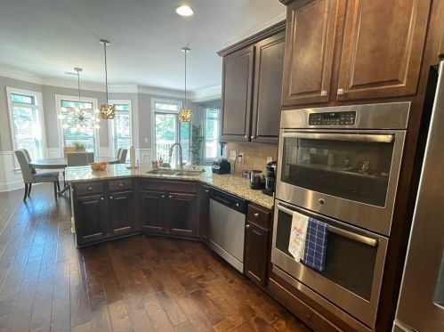 1233 Blairwood Ct, Atlanta GA  30331-7490 exterior