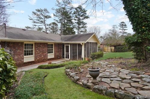 3016 Riviera Dr, Conyers GA  30012-2755 exterior