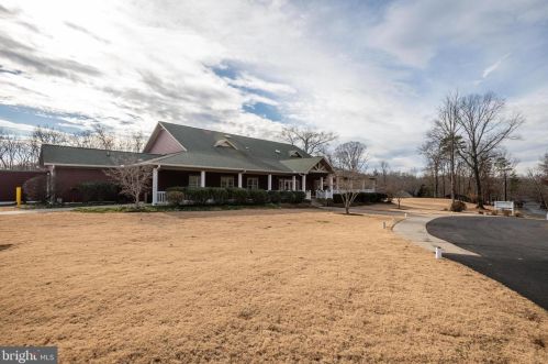 606 Mt Pleasant Dr, Locust Grove VA  22508-5112 exterior
