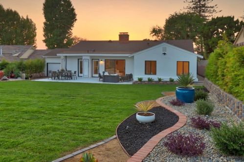 1622 Virginia Ave, Glendale CA  91202-1246 exterior