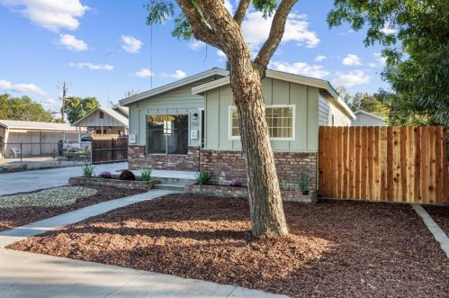 1542 Glenwood Dr, Modesto, CA 95350-3810