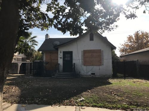 400 Andrews Ave, Fresno, CA 93704-4609